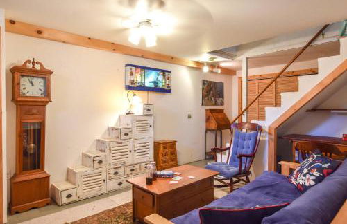 5 Min to Beach Yard w Fire Pit - Foto 13