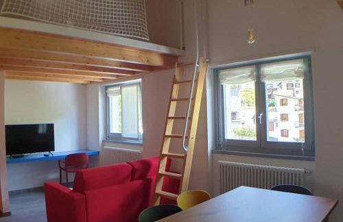 LA FINESTRA SUL FIUME-GRAZIOSA MANSARDA.CIR 014O74 - Foto 15