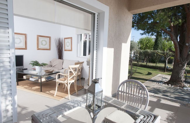 Messinian Blue SeaSide Villa - Photo 13