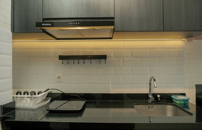 Fully Furnished and Comfortable Studio at Ciputra International Apartment - Foto 3