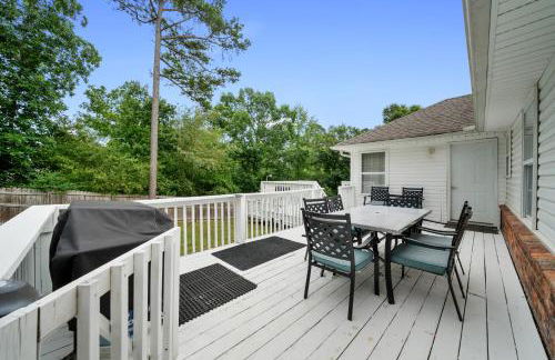 Pool, Hot Tub, Game Room & Sleeps 18! By StayLage - Foto 53