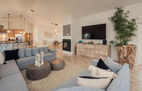 Oceanfront Luxury Villa 5Bedroom and 4Bath Beach Access - Photo 31