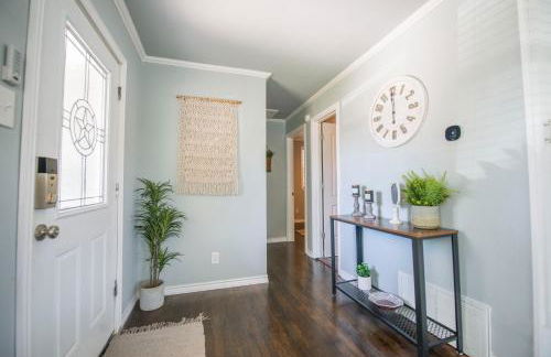 Walk to the Silos! 3 Bed 1960's Bungalow near Baylor - Foto 76