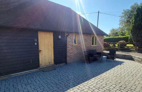 1 Coopers Cottage, Bodiam, East Sussex - Photo 1