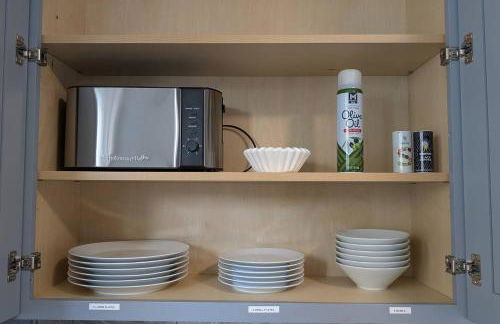 Cozy Gem 18Min to EWR, 8min > NYC Train + Parking - Foto 35