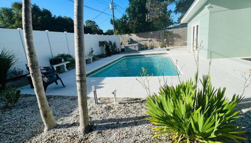 Pool, Hot tub, Close to Beaches, Shopping, More! - Foto 3