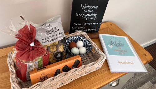 The Honeysuckle Coop - Photo 5