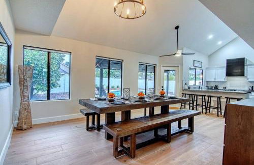 ESTRELLA - Renovated with PATIO, BBQ, POOL & SPA - Foto 8