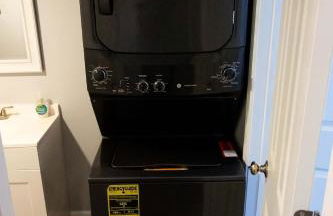 5 Min to Elon - In Unit Washer and Dryer - Fast Wi-Fi - Foto 16