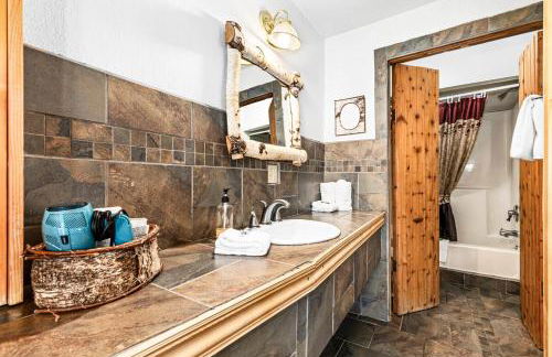 The Inn On Gitche Gumee - The Wolves Den - Foto 5