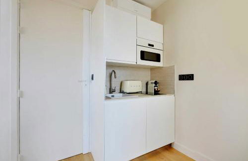 Apt a c 1BR 2P - Saint-Lazare Les Champs Elysée - Foto 3