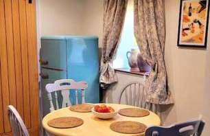 Stylish 2-BR cottage near Mousehole - garden and and parking - Photo 13