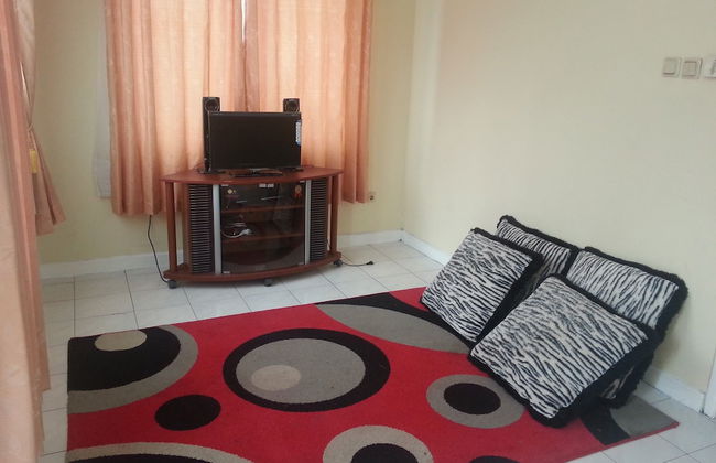 Villa Kota Bunga Tulip - Photo 16