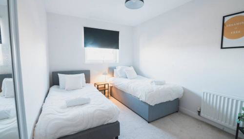 Top-Floor 2-Bed Near Braehead - Foto 5