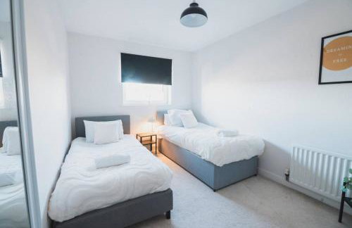 Top-Floor 2-Bed Near Braehead - Foto 5