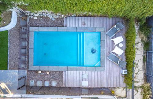 Serene Majestic Views & Walkable to Virtually All - Foto 1