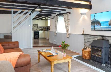 Ta Mill Holiday Cottages & Lodges - Forge Cottage - Foto 11