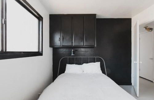 Spacious 4-bedroom cabin on secluded private land - Foto 14