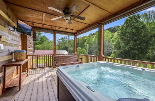 Hidden Star Hideaway-Blackberry Farm-Smoky Mtn Nat Park-Hot Tub- Fire Pit- Fenced Yard- Pet Friendly - Foto 3