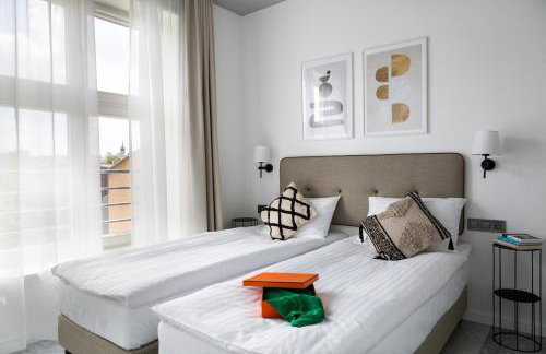 H11 Aparthotel - Photo 86