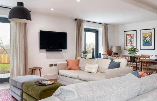 Brockview House - Eco 4 bed - Photo 39