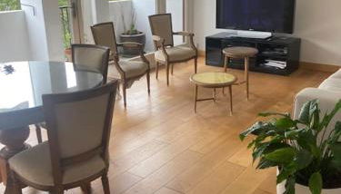 appart Porte de Paris av garage - Foto 1