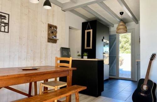 Maison avec terrasse et piscine privée proche plage - FR-1-336-139 - Foto 16