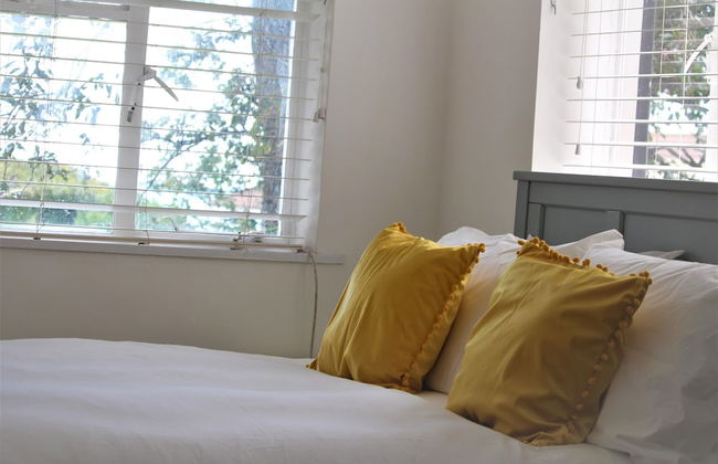 Warwick House - Photo 14