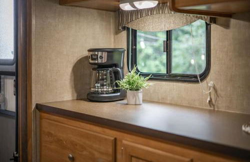 Camper- Relaxing Space After a Day of Hiking - Foto 19