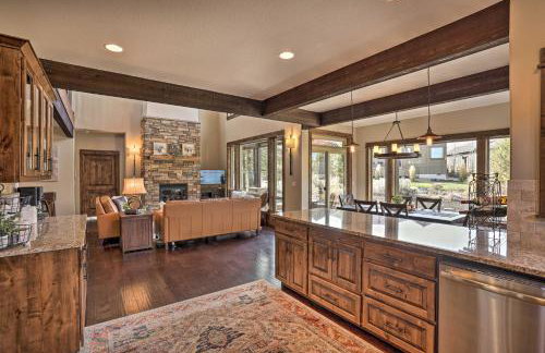 Modern Eagle Crest Escape with Patio and 2 Balconies! - Photo 10