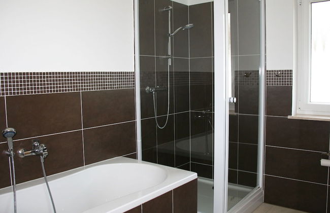 Bungalow in Eifel Near Forest and Mountains - Foto 12