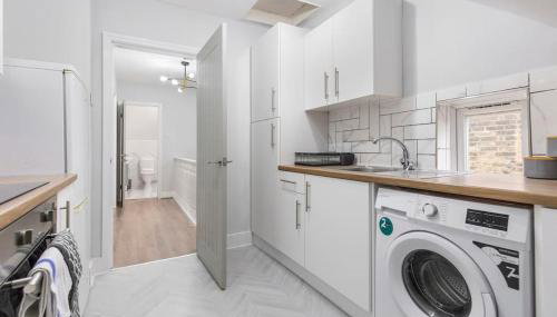 Crystal Palace Stylish Gem Slp 4 Next to Transport - Foto 2