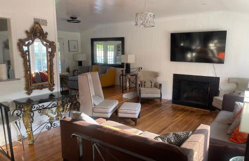 Entire 5 Bedrooms Home near DC and Metro - Foto 12