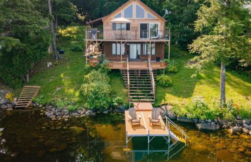 Red Cedar Haven Lakeside Tranquility - Foto 1