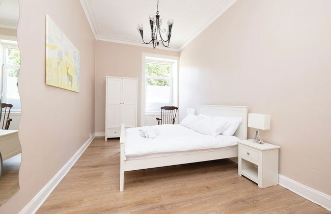 JOIVY Cosy 3bed Family Flat near Leith - Foto 6