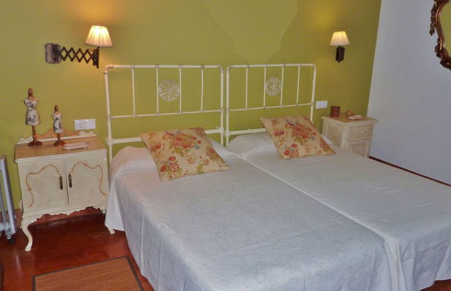 Leisure Meets Tranquility in Beautiful Villa Near Forest - Foto 11