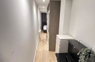 London Heathrow Airport Apartment Voyager House Terminal 12345 - EV electric and Parking available - Foto 25