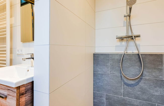 Alluring Holiday Home in Erp Near Forest - Photo 34