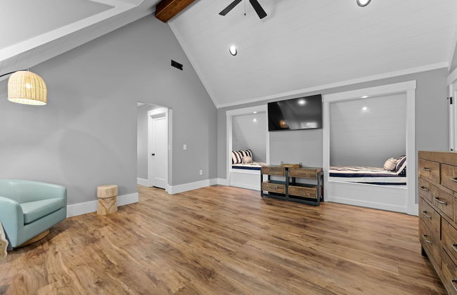 Blue Heron by Avantstay Lakefront Dock Pool Theater Sleeps 22 - Foto 28