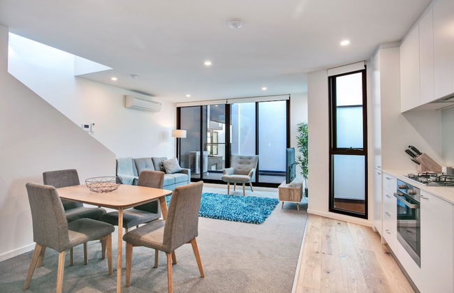 Roden Residences - Photo 7