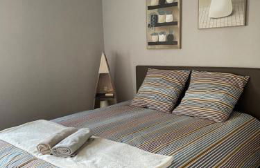 Appart spacieux 6 pers proche centre ville et gare Laval - Parking privé securisé - Photo 1