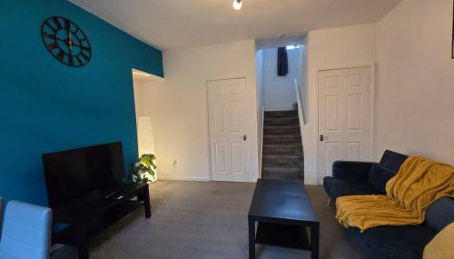 Comfortable 2BR Flat Great Location - Photo 5, heating