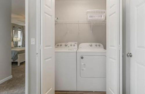 BRAND NEW Home away from Home among the Nook - Foto 6