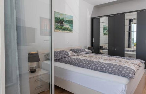 Villa Confido - Luxury 3BR Apartment with Private Pool near Trogir - Photo 4