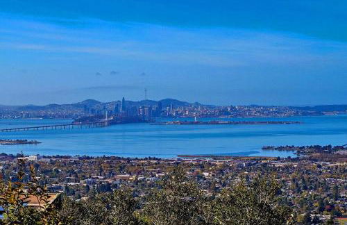 Cozy Berkeley Hills Home with Stunning Views - Foto 28