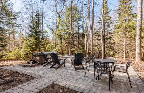 The Hangout Haven - Theater, Hot tub, Pickleball, Ping pong, Firepit - Foto 70