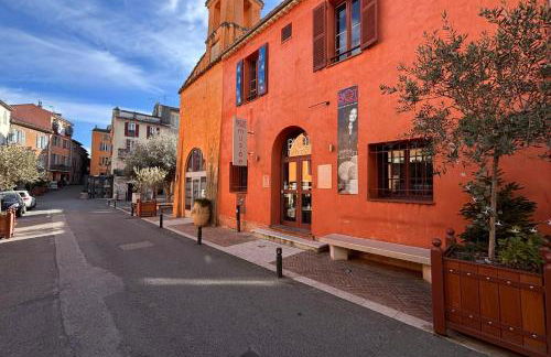 Sunny & Calm 2-Room Apartment in the Heart of Biot - Foto 17