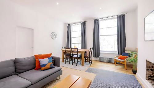Bright, Spacious 2-bed, 5 mins from Tube, Sleeps 4 - Pass the Keys - Foto 5, Other
