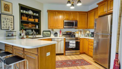 Charming Granville Home with Porch - Walk Downtown! - Foto 2