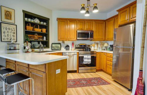 Charming Granville Home with Porch - Walk Downtown! - Foto 2